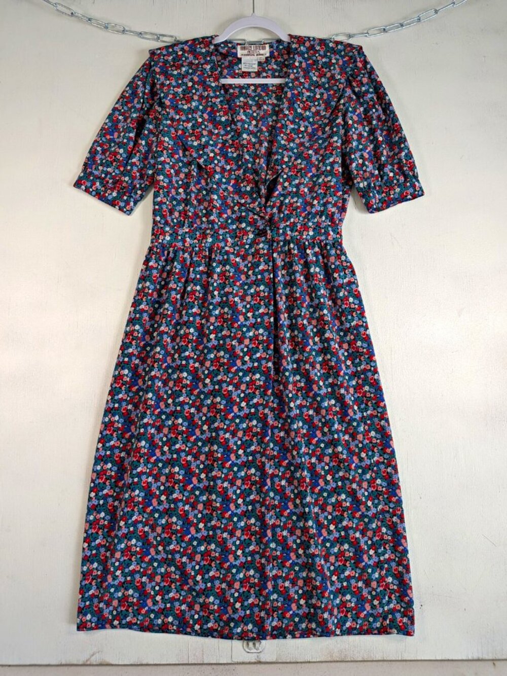 Vintage 80s Ditsy Floral Midi Dress Puff Sleeve V-Neck Black 8P Maggy London
